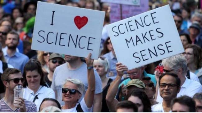 راهپیمایی‌های گسترده در سراسر جهان در حمایت از علم 
